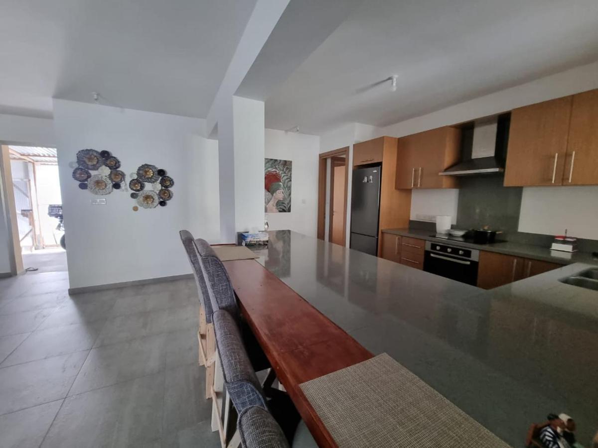 Apartment Pearl Park Residence Paphos Buitenkant foto